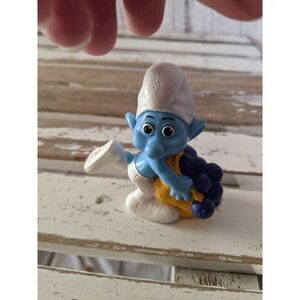 Peyo‎ vintage Smurf greedy PVC 2011 McDonald's toy